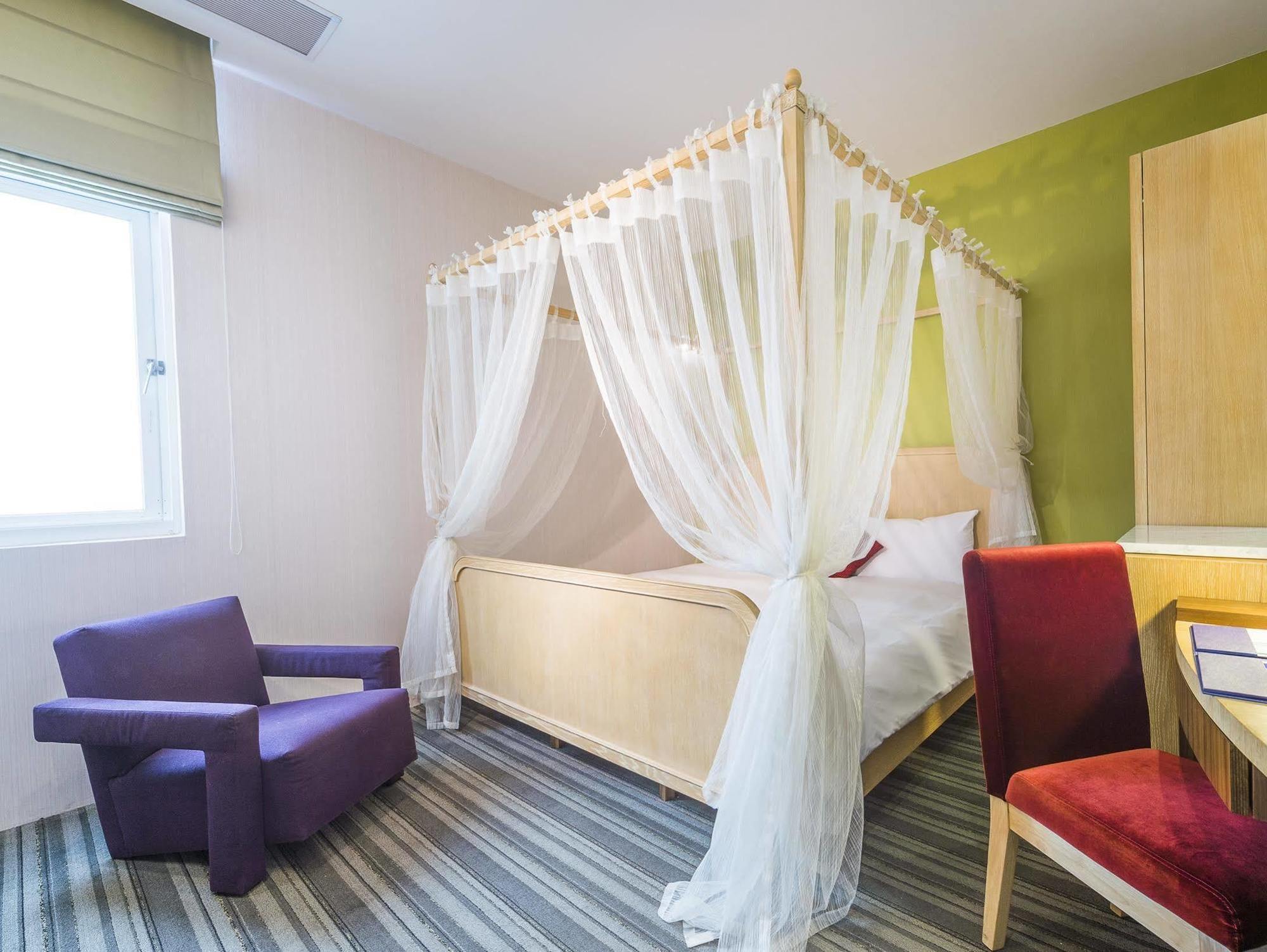 อินยังโฮเต็ล Hotel เกาสง ภายนอก รูปภาพ
